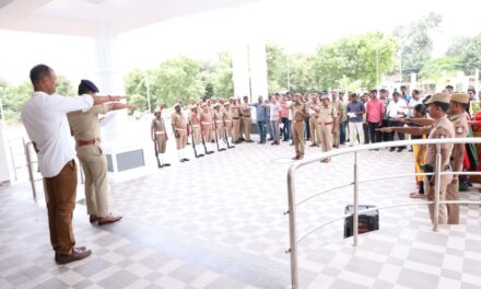 நல்லிணக்க நாளை முன்னிட்டு  திருப்பத்தூர் மாவட்ட காவல் அலுவலகத்தில்  ஆல்பர்ட் ஜான்,IPS.,  தலைமையில் உறுதிமொழி ஏற்கப்பட்டது.