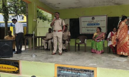 ஒடுகத்தூர் அரசு பெண்கள் மேல்நிலைப்பள்ளியில்  கூடுதல் காவல் கண்காணிப்பாளர் கௌதமன்பள்ளி மாணவியர்களுக்கு Women Helpline குறித்து  விழிப்புணர்வு ஏற்படுத்தினார்