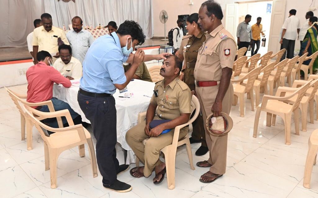 வேலூர் மாவட்ட காவல் கண்காணிப்பாளர் N.மணிவண்ணன் இ.கா.ப., அவர்களால் கண் பரிசோதனை சிறப்பு முகாம் துவங்கி வைக்கப்பட்டது