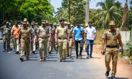 கோவை மாவட்ட காவல்துறை சார்பாக தொண்டாமுத்தூர் பகுதியில் மாவட்ட கண்காணிப்பாளர் அவர்கள் தலைமையில் கொடி அணிவகுப்பு…