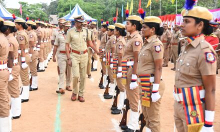 ஆயுதப்படை காவலர்களுக்கான வருடாந்திர கவாத்து மற்றும் மாவட்ட ஆயுத படையை ஆய்வு மேற்கொண்ட மேற்கு மண்டல காவல்துறை தலைவர் அவர்கள்…