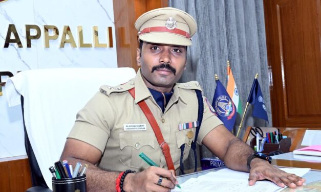 திருச்சிராப்பள்ளி மாவட்ட காவல் கண்காணிப்பாளராக செ.செல்வநாகரத்தினம், இ.கா.ப., இன்று மாவட்ட காவல் அலுவலகத்தில் பொறுப்பேற்றுக் கொண்டார்.