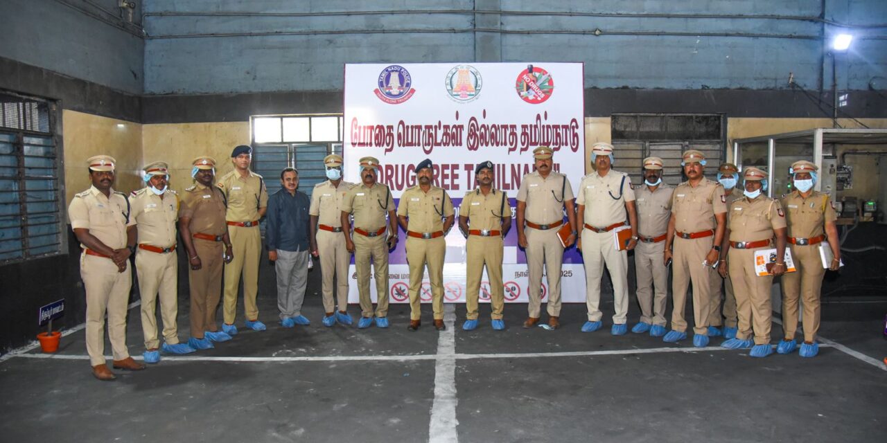 கோவை சரக காவல்துறை துணைத் தலைவர் சசிமோகன், இ.கா.ப., முன்னிலையில் 157.687 கிலோ கிராம் கஞ்சா அழிக்கப்பட்டது.