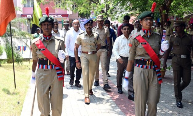 திருச்சி மாவட்ட காவல் கண்காணிப்பாளர் தலைமையில் பாதுகாப்பு விழிப்புணர்வு நிகழ்ச்சி