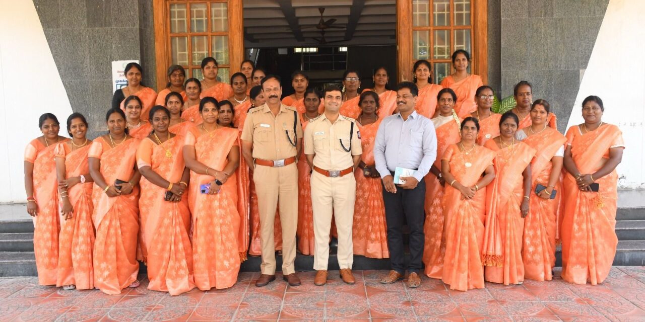 பெரம்பலூர் மாவட்ட காவல் அலுவலகத்தில் மகளிர் தின விழா – இனிப்பு வழங்கி கொண்டாட்டம்