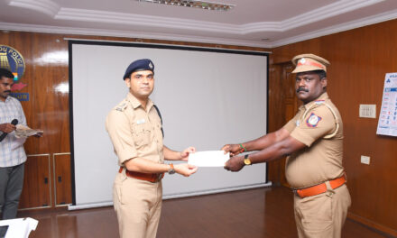 சிறப்பாக பணியாற்றிய காவல்துறையினருக்கு பெரம்பலூர் மாவட்ட காவல் கண்காணிப்பாளர் பாராட்டு