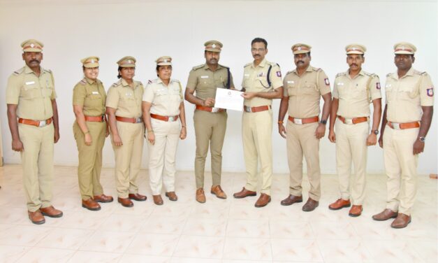 விருத்தாச்சலம் காவல் துணை கண்காணிப்பாளர் பாலகிருஷ்ணனுக்கு மாவட்ட அளவிலான பாராட்டு