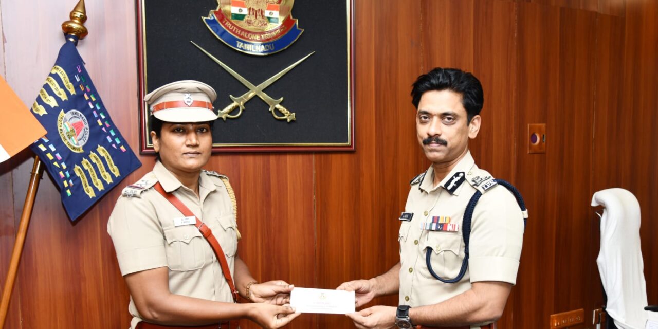 Life-Saving Bravery: Woman Sub-Inspector Meera Rescues Young Woman Attempting Suicide