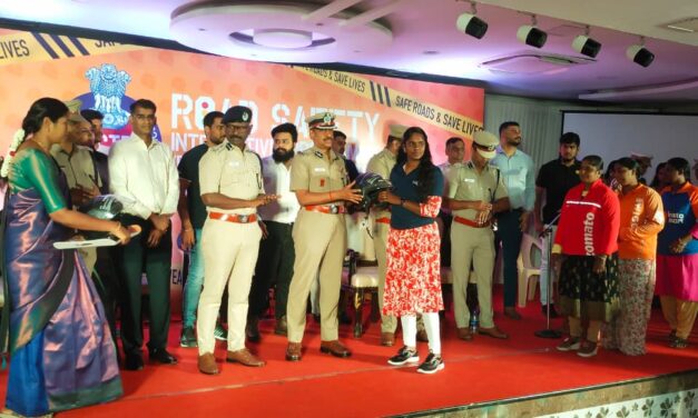 பெண் GIG தொழிலாளர்களுக்கான சாலை பாதுகாப்பு கலந்துரையாடல் – சென்னை பெருநகர போக்குவரத்து காவல் முன்னெடுப்பு